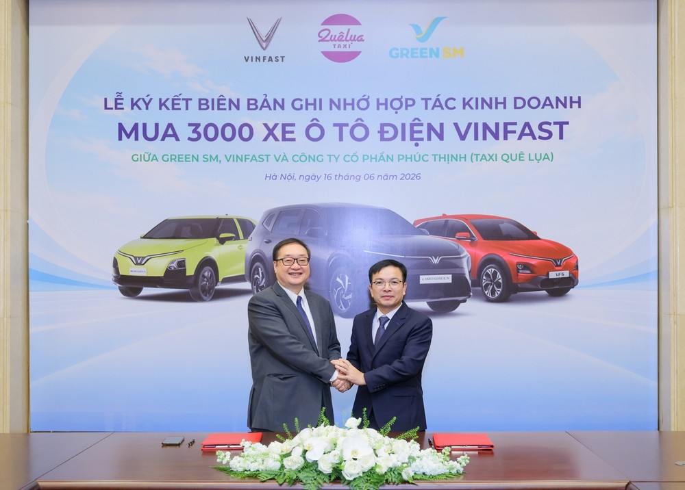 Taxi Quê Lụa đầu tư thêm 2.000 xe điện VinFast
