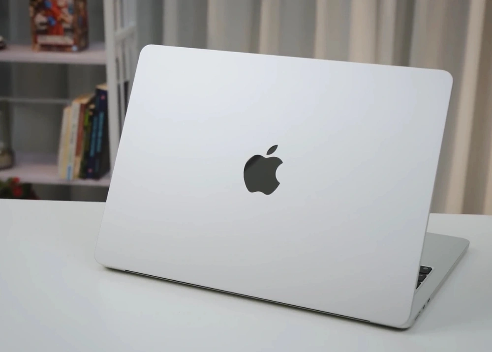 MacBook Air M4: Tôi dành 6 tháng để giúp bạn trả lời câu hỏi "nên mua hay không"!