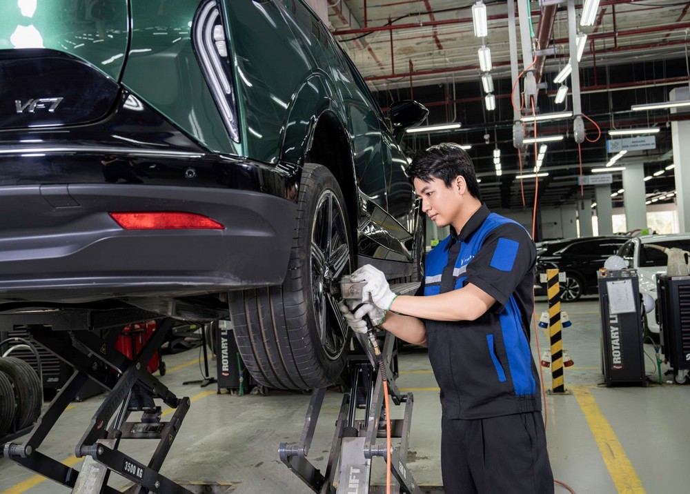 Chủ xe VinFast bất ngờ với chi phí bảo dưỡng thấp