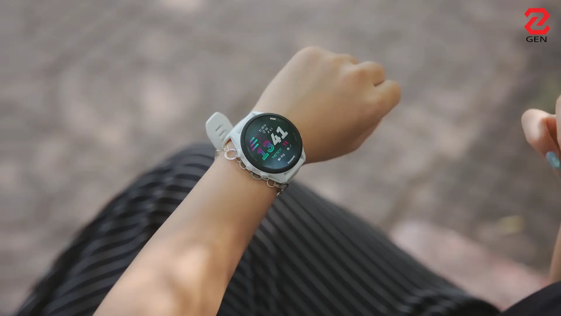 "Nhập môn" chạy bộ, cứ để Garmin Forerunner 70 và Venu 4 lo!