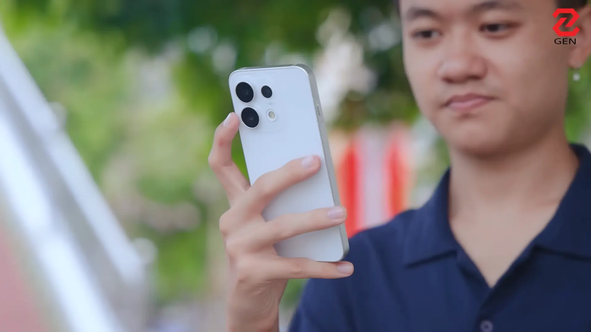 Chụp ảnh, ghi hình "nghệ cả củ" với camera OPPO Reno16 Pro