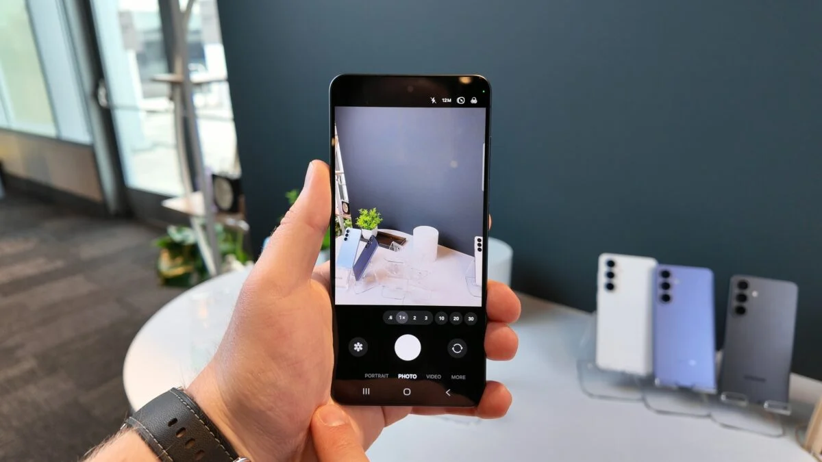 One UI 9 "buff mạnh" camera smartphone Samsung
