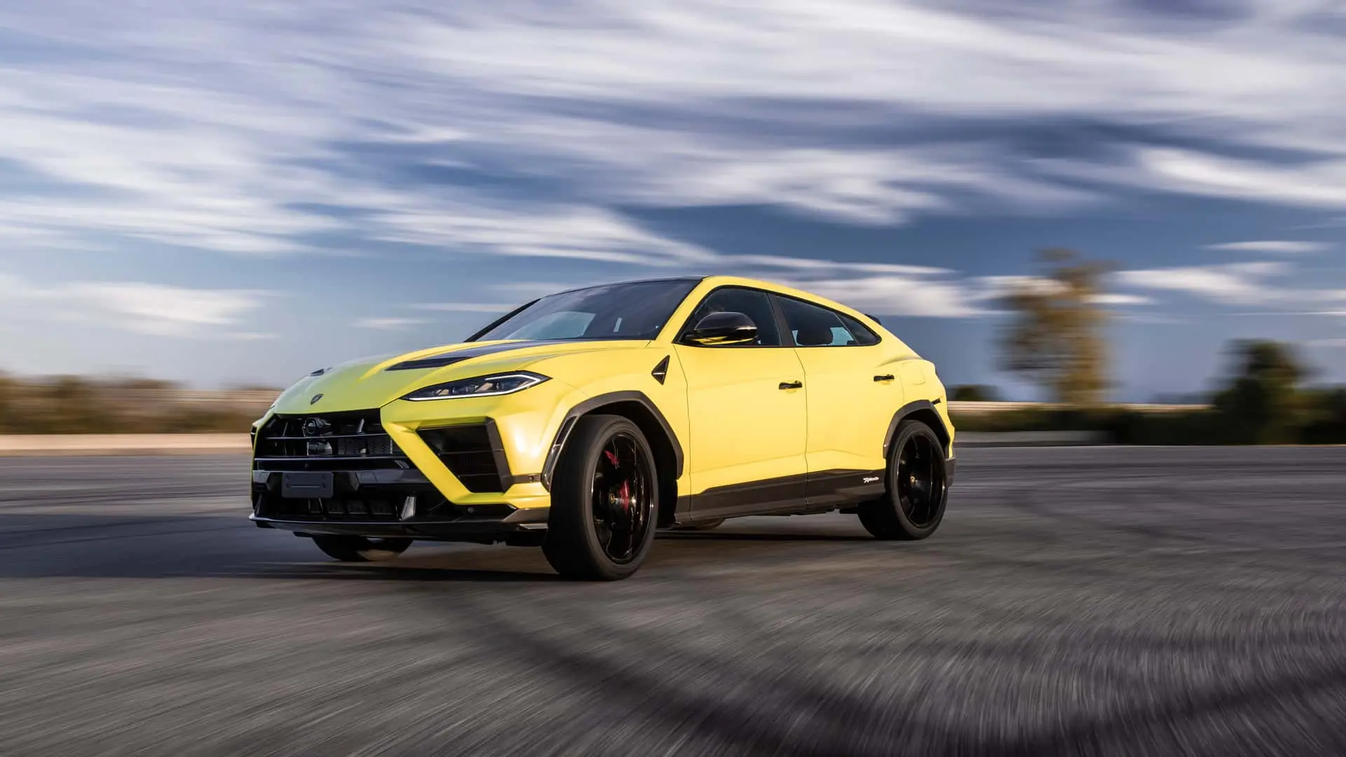 Lamborghini Urus SE Performante: Siêu xe điện 800 mã lực sắp ra mắt