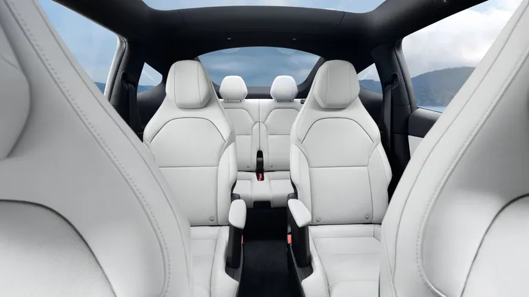 Những hình ảnh đầu tiên của Tesla Model Y L 2027
