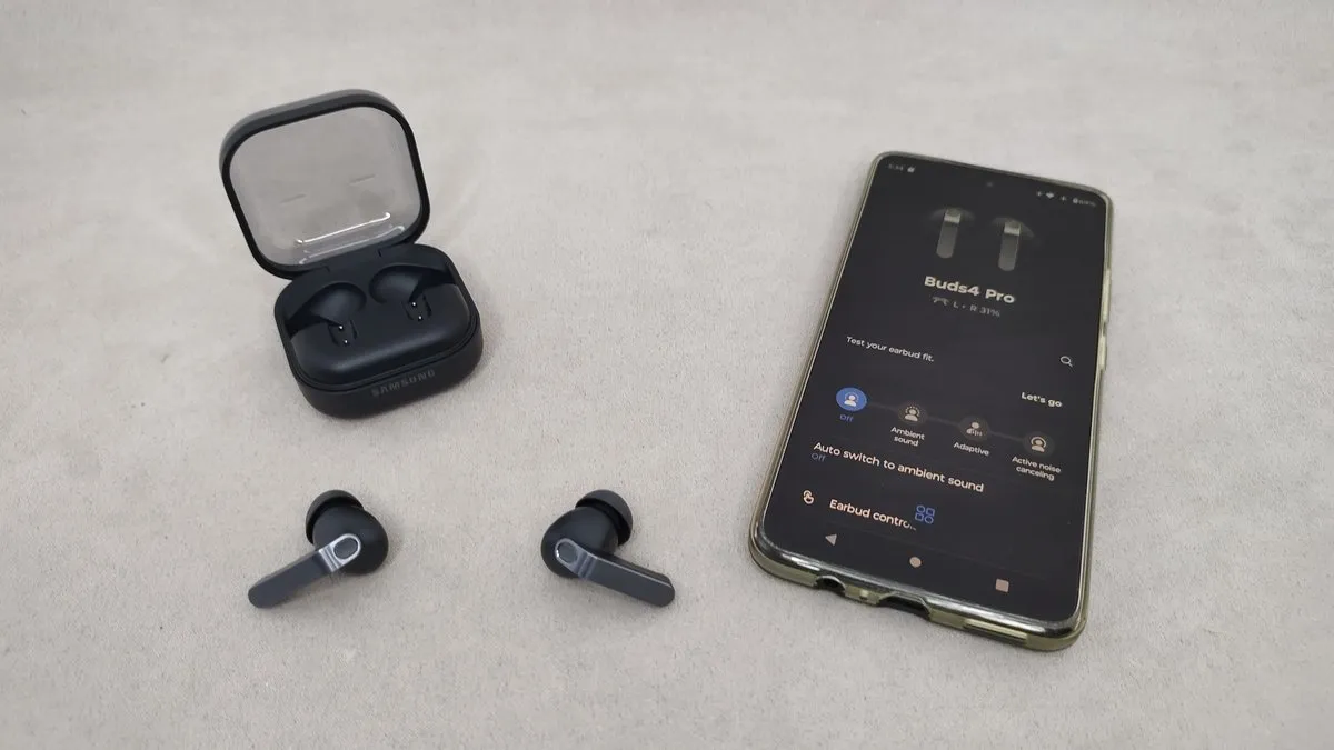 Khi kết hợp, Galaxy S26 Ultra và Galaxy Buds4 có thể làm được gì?
