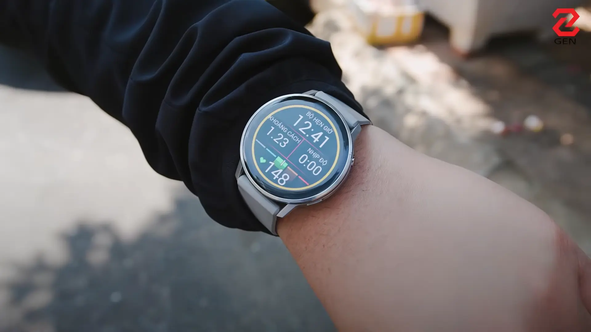 "Nhập môn" chạy bộ, cứ để Garmin Forerunner 70 và Venu 4 lo!
