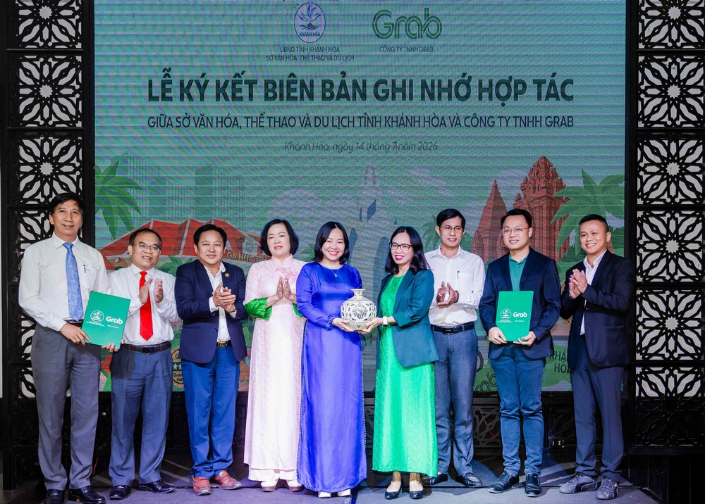 Khánh Hòa hợp tác Grab số hóa du lịch, vinh danh 40 quán ăn tiêu biểu