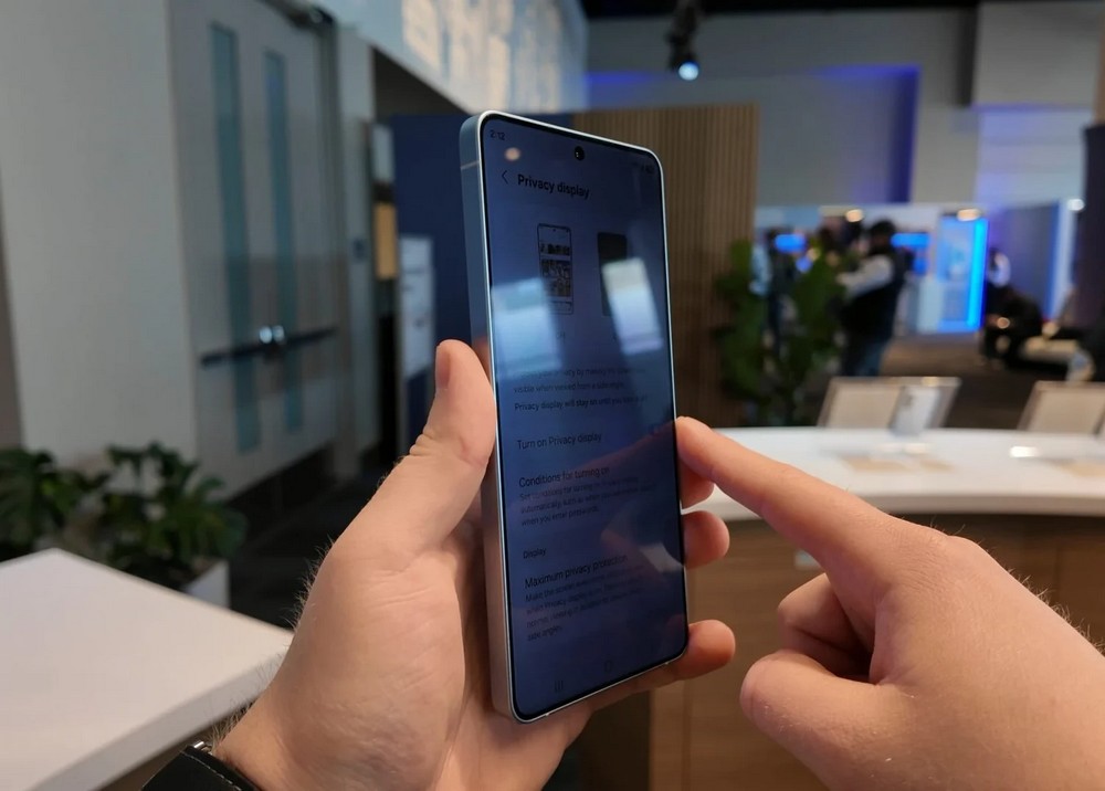 One UI 9 Beta 4 "buff" tính năng chống nhìn trộm trên Galaxy S26 Ultra