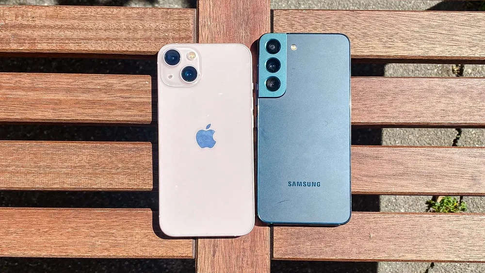 Android Authority: Samsung đang biến mình thành Apple!