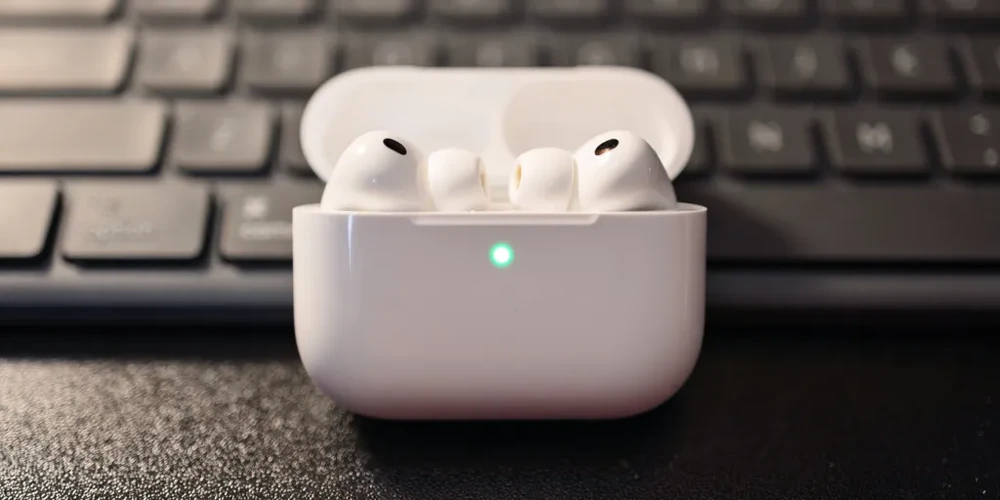 Apple có thể sớm trình làng AirPods tích hợp camera 