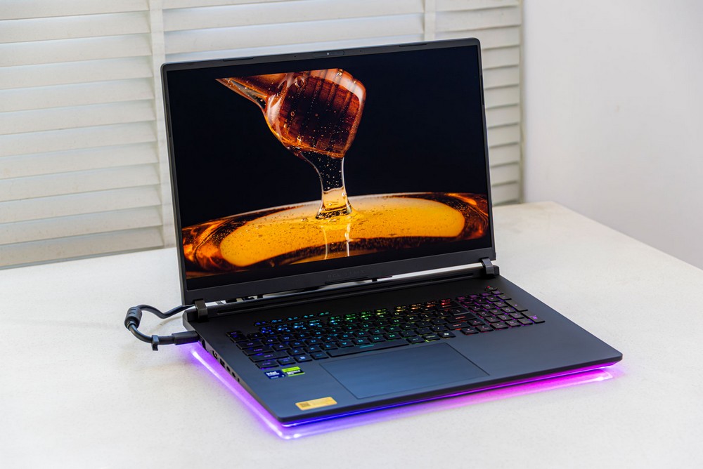 ASUS ra mắt ROG Strix SCAR 18 (2026) tại Việt Nam