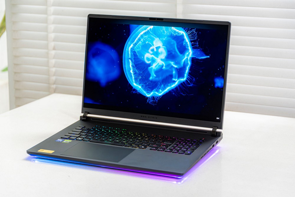 ASUS ra mắt ROG Strix SCAR 18 (2026) tại Việt Nam