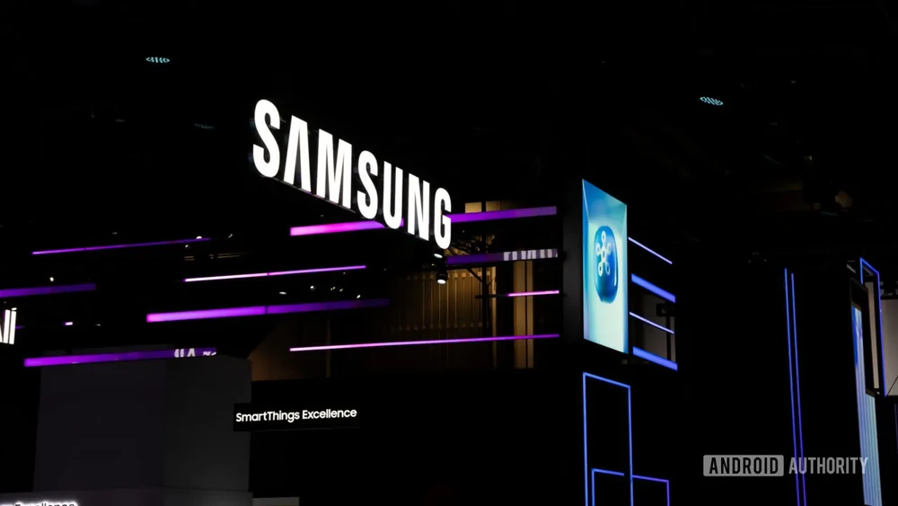 Galaxy S27 Pro lộ diện, thiết kế giống Galaxy S27 Ultra?
