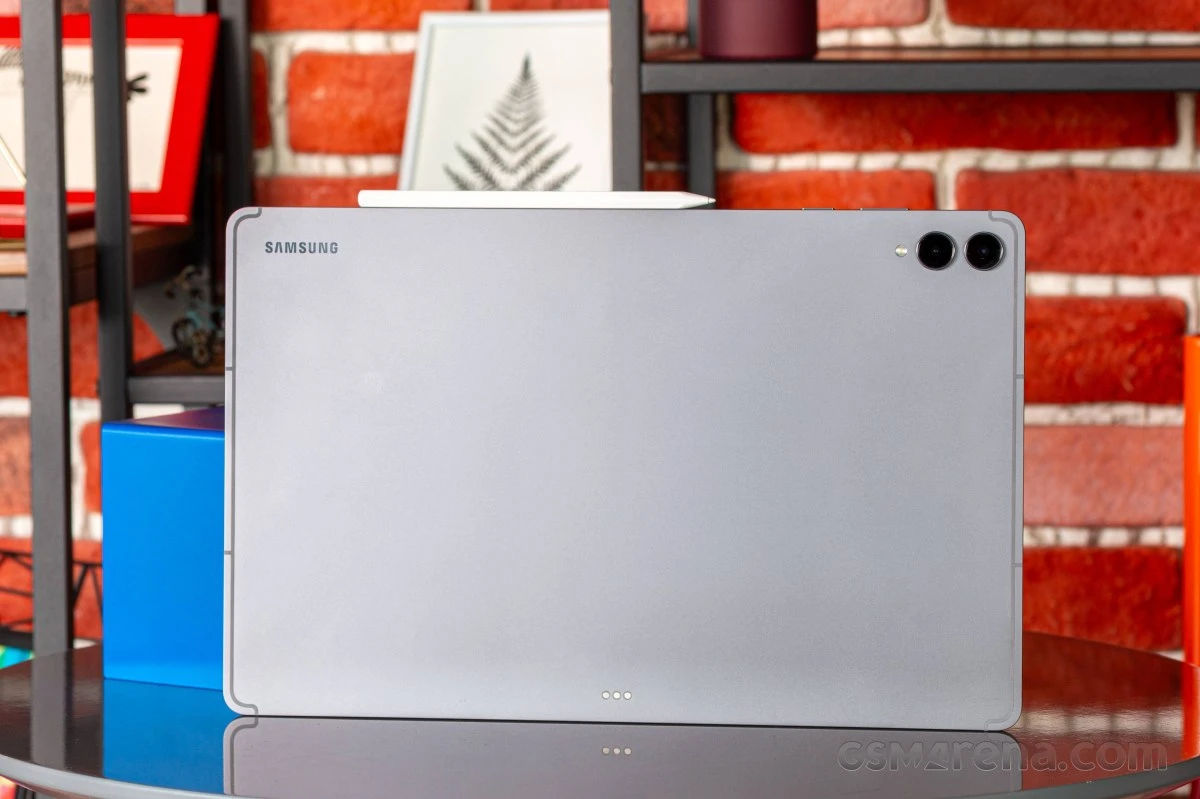 Galaxy Tab S12+ và S12 Ultra lộ giá bán!