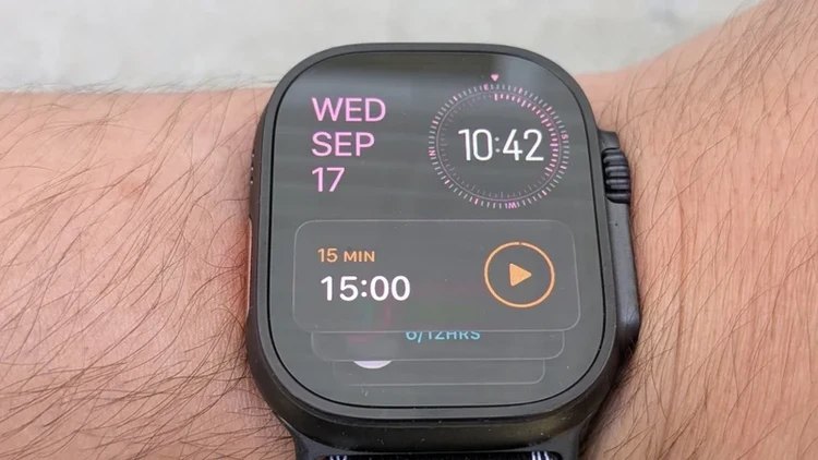 Galaxy Watch Ultra 2 và Apple Watch Ultra 3 đọ sức!
