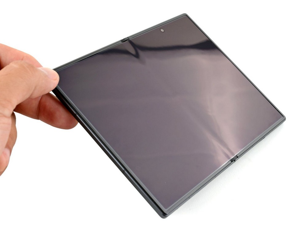 Galaxy Z Fold8: vẫn còn những “nút thắt” chưa giải 