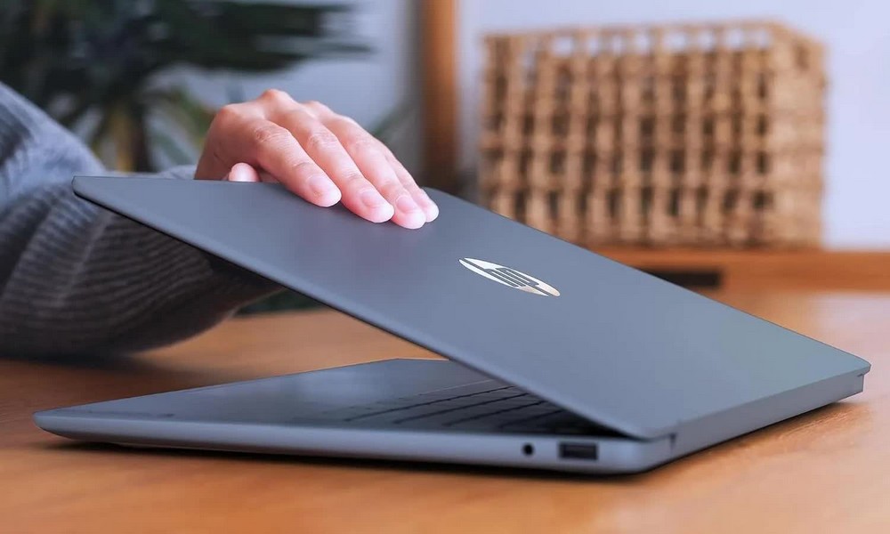 MacBook Neo "chỉ còn là cái tên" khi đặt cạnh laptop này?
