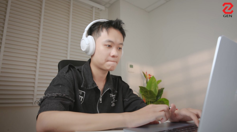 JBL Tune 730BT: vẫn “ghi điểm” dù không có ANC! 