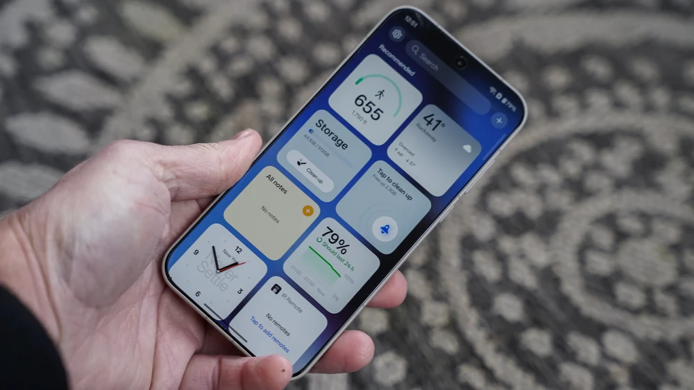 Khi 128GB không còn đủ: 10 điện thoại có bộ nhớ trong 1TB đáng chú ý 