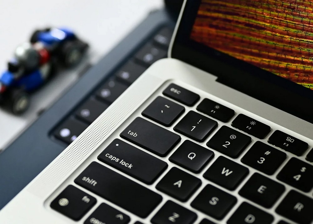 Thất vọng về loa MacBook Air M5!