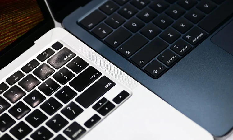 Macbook Air M5: Hiệu năng tăng, loa đi lùi?