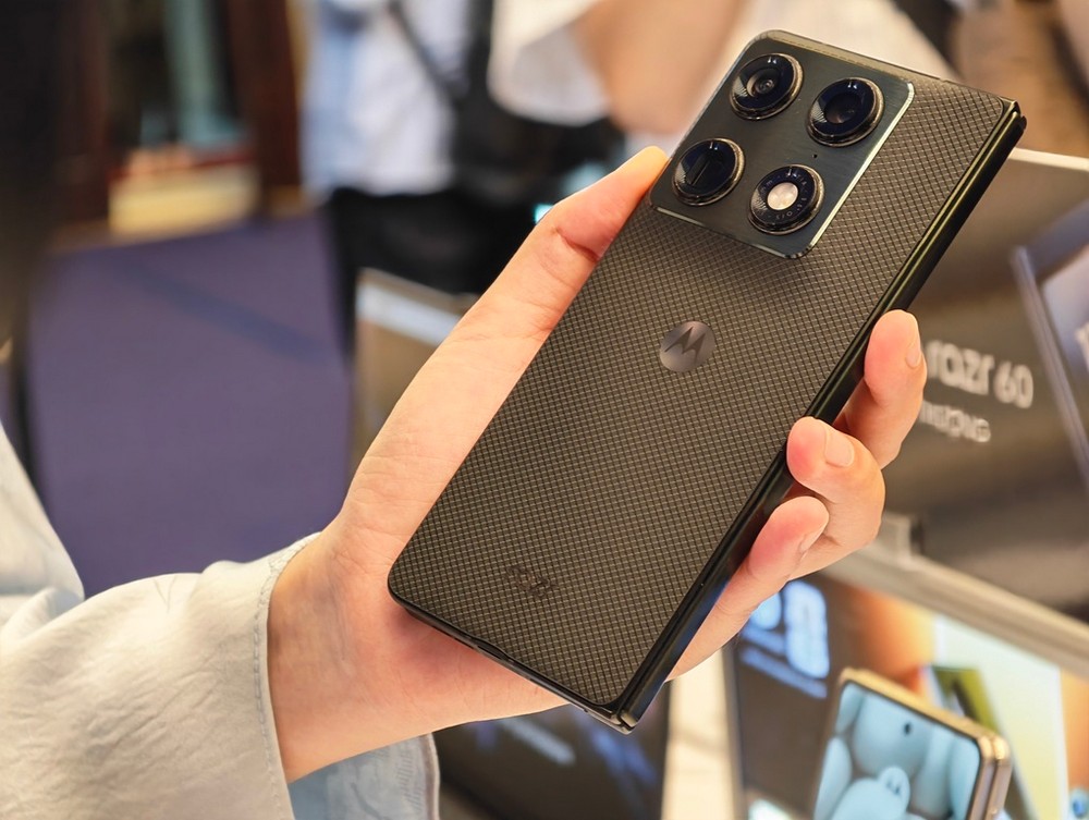 Motorola razr fold: Smartphone gập camera đỉnh cao