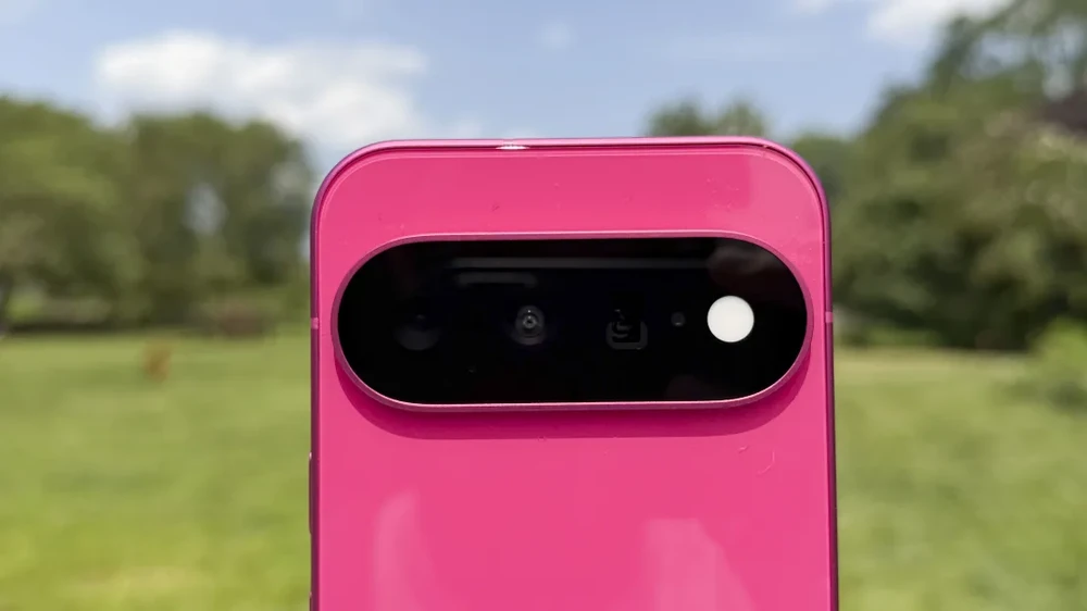 CNN: Pixel 11 là điện thoại Android đáng mua nhất!