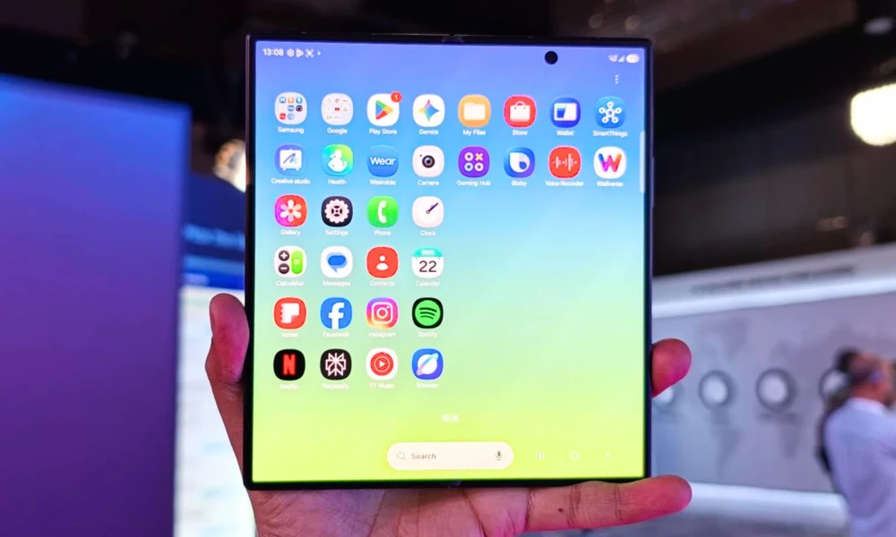 Chọn Pixel 11 Pro Fold hay Galaxy Z Fold8 Ultra?