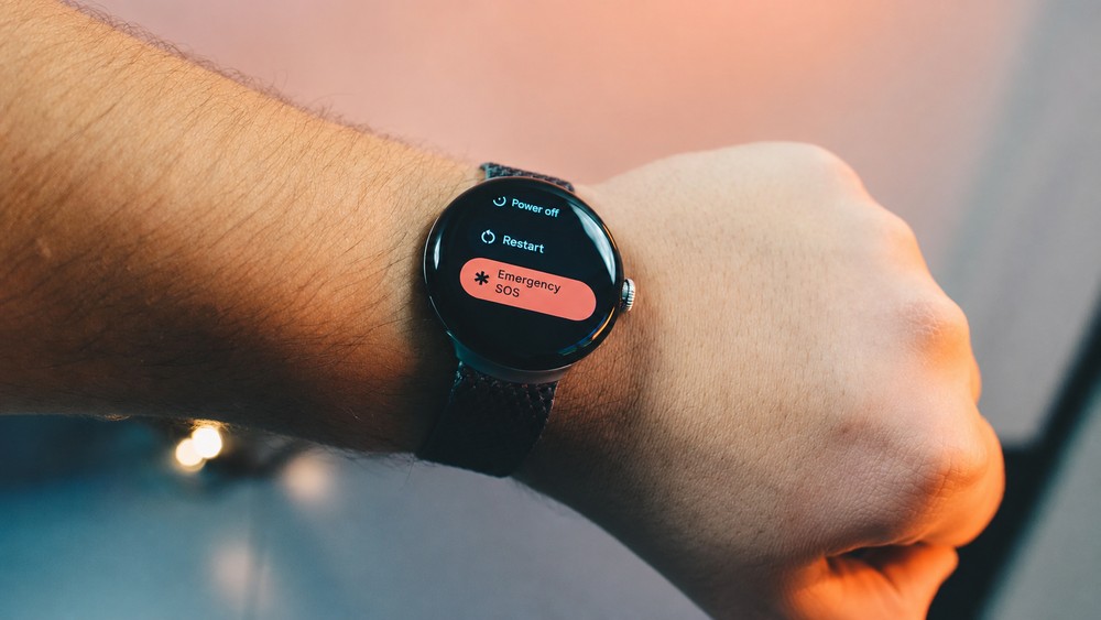 Pixel Watch 5 có thể tự gọi cấp cứu khi phát hiện nguy hiểm 