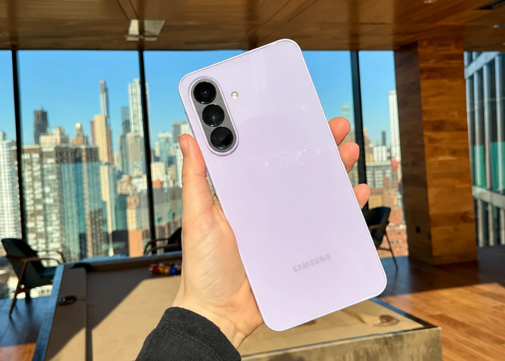 Smartphone dùng bao lâu thì nên “nghỉ hưu”?
