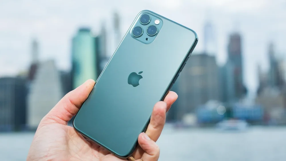Smartphone dùng bao lâu thì nên “nghỉ hưu”?