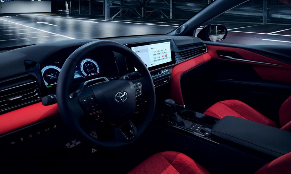 Toyota triệu hồi hơn 500.000 xe Camry vì lỗi màn hình kỹ thuật số