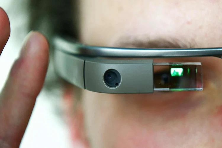 Zuckoff: ứng dụng Bluetooth phát hiện kính theo dõi?