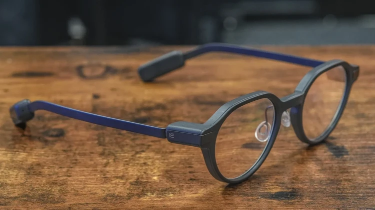 Zuckoff: ứng dụng Bluetooth phát hiện kính theo dõi?